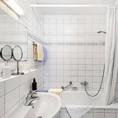 Bruennstein - Nr 44 Pool, Sauna Апартаменты